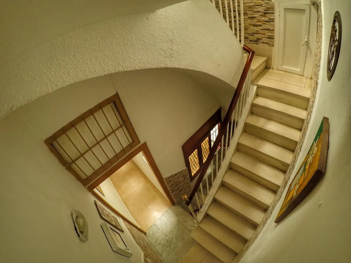 Spanish Galleon Lodge Cádiz